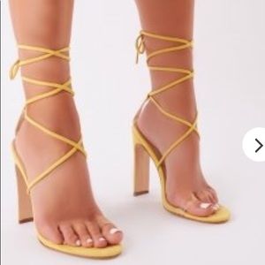 GEO LACE UP HEELS IN YELLOW FAUX SUEDE